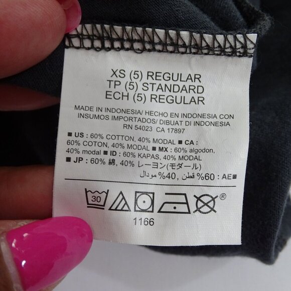 Old Navy Relax Long Sleeve Tshirt Top Kid Boys Girls XS Gray Crewneck - Picture 7 of 8